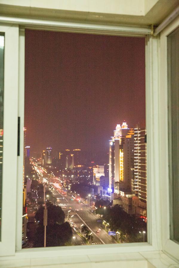 South Face Hostel Jinhu Branch 南寧 エクステリア 写真